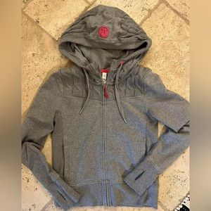 Lululemon jacket size 6